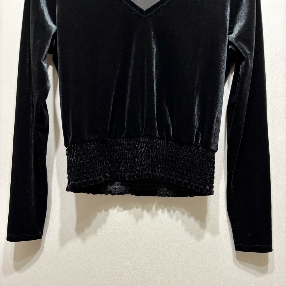 Joe Fresh Black Velvet Long Sleeve Scoop Neck Cropped Blouse Top XS - Picture 4 of 9